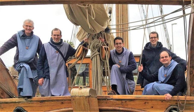 Pf Bcn Bateau 1 1024x592 1 768x444